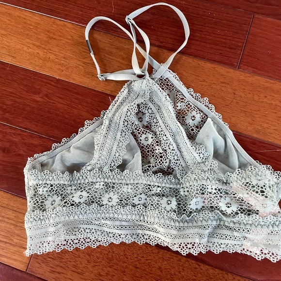 NWT Victoria’s Secret | 2 Lace Bralettes - Picture 4 of 6